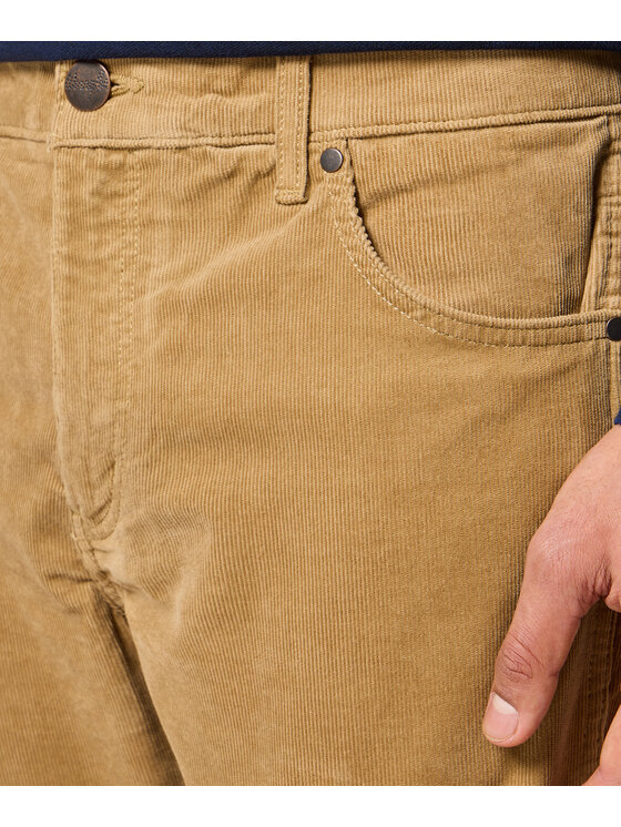 Wrangler Wrangler Spodnie materiałowe 112357407 Brązowy Regular Fit