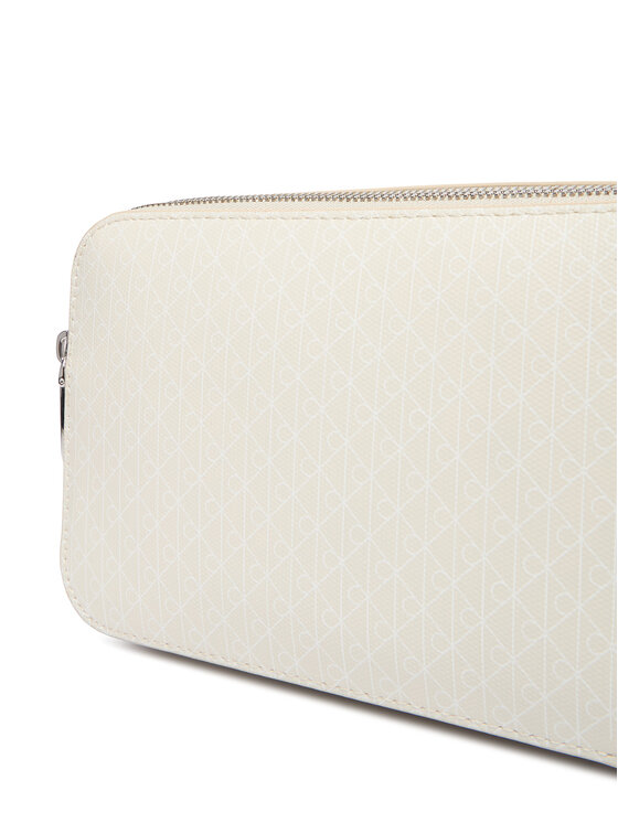 Calvin Klein Calvin Klein Torebka Emblem Aop Elongated Camera Bag LV04F3268G Écru