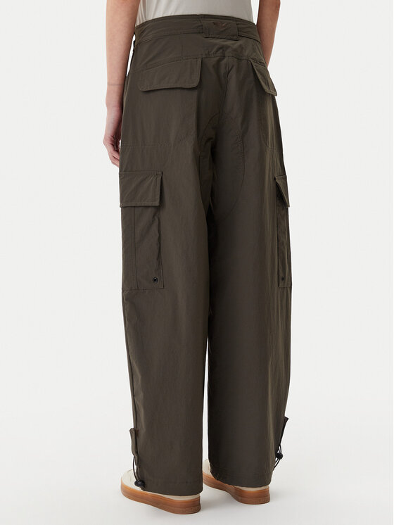 adidas adidas Pantaloni din material Premium Essentials JD4785 Kaki Loose Fit