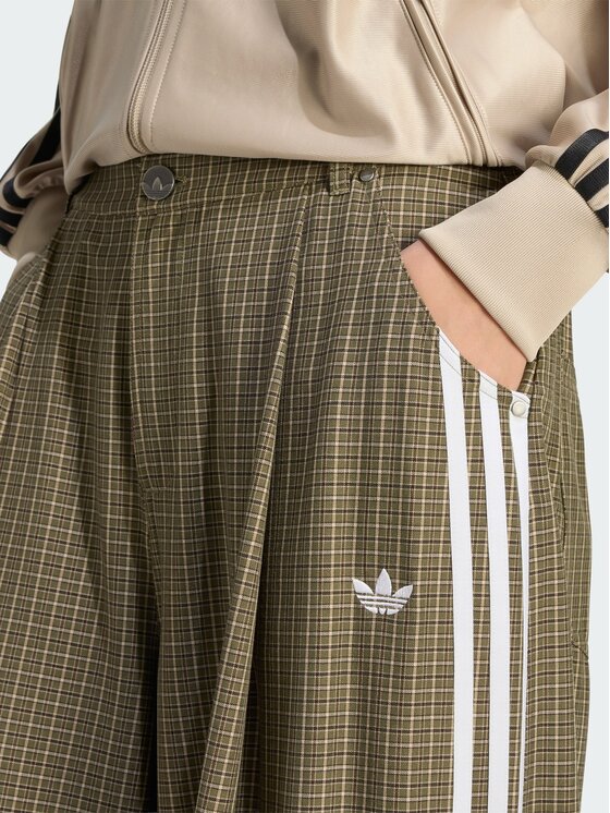 adidas adidas Stoffhose 168736 Grün Loose Fit