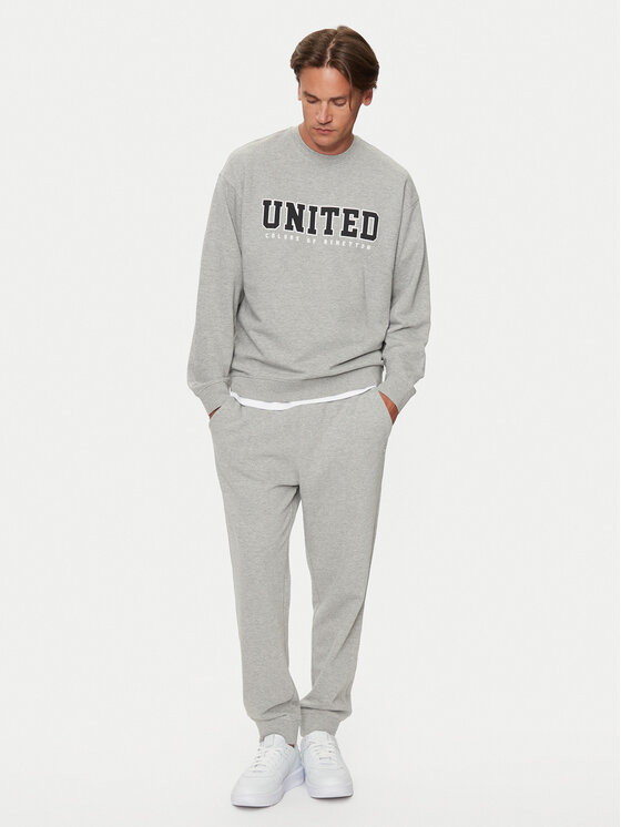 United Colors Of Benetton United Colors Of Benetton Spodnie dresowe 342ZUF01B Szary Regular Fit