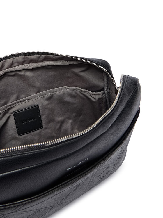 Calvin Klein Calvin Klein Brašna na notebook Xl Emblem Aop LV04D3526G Černá