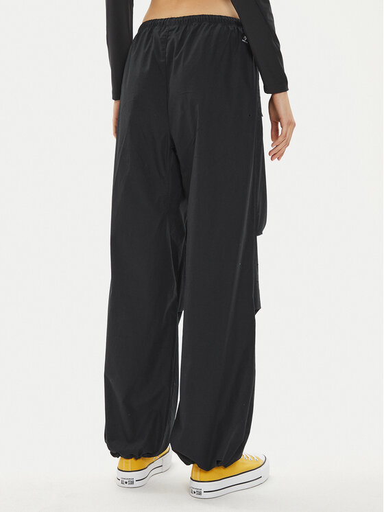 Converse Converse Παντελόνι υφασμάτινο W Parachute Pant 10026399-A01 Μαύρο Loose Fit