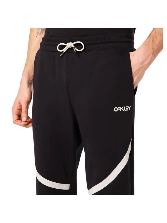 Oakley Oakley Spodnie dresowe FOA404897 Czarny Regular Fit