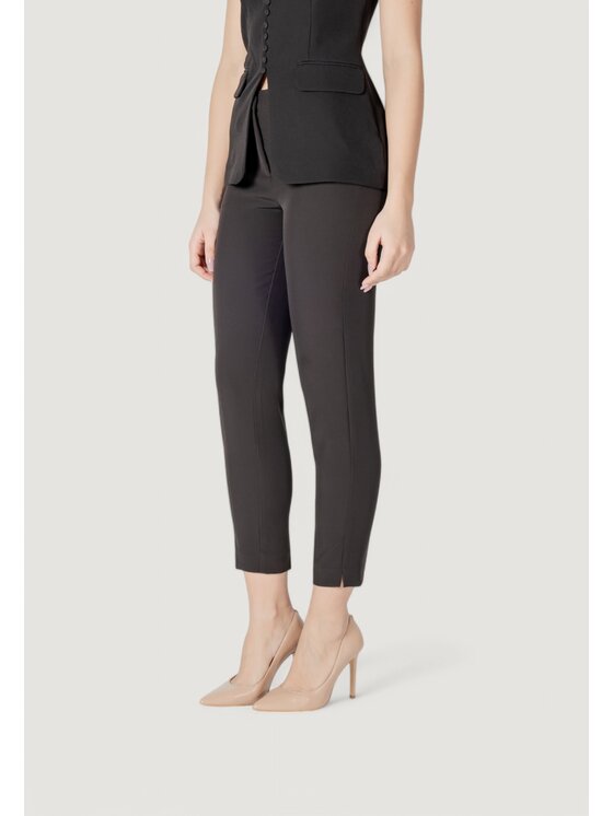 ICHI ICHI Pantaloni da donna IHLEXI PA3 Nero Regular Fit