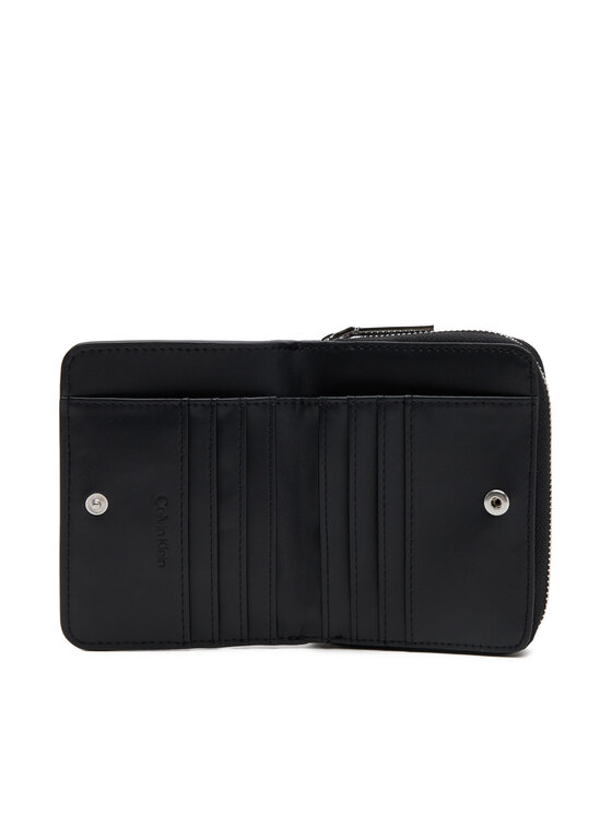 Calvin Klein Calvin Klein Малък дамски портфейл Ck Must Medium Zip Around_Mono K60K612942 Черен