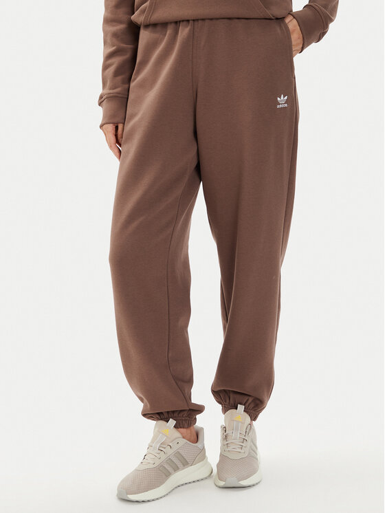 adidas adidas Pantaloni da tuta adicolor Essentials IR5974 Marrone Regular Fit