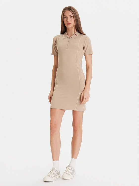 Guess Guess Trikotažinė suknelė V5YK00 KCX12 Smėlio Regular Fit