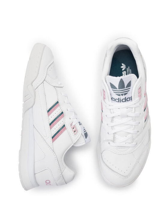 adidas Boty A.R. Trainer W EE5408 B l Modivo.cz