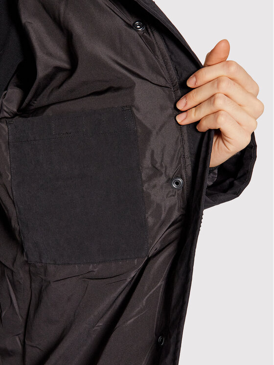 Wrangler Wrangler Kurtka zimowa W4S3X7100 112141382 Czarny Relaxed Fit