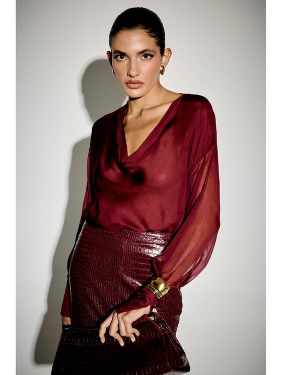 Guess Guess Top 185047 Czerwony Classic Fit