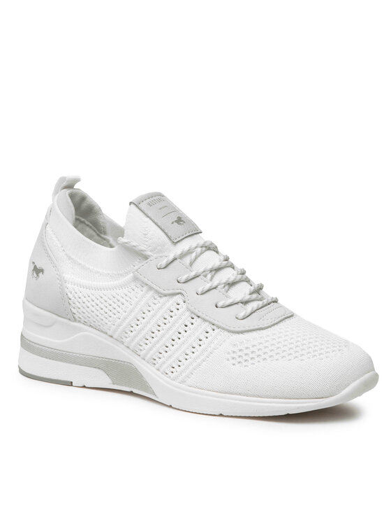 tennis mustang blanche