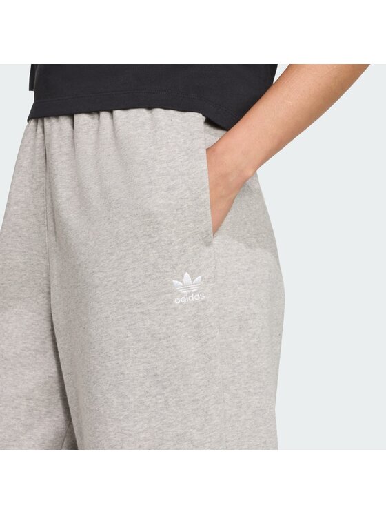 adidas adidas Spodnie dresowe 151367 Szary Loose Fit