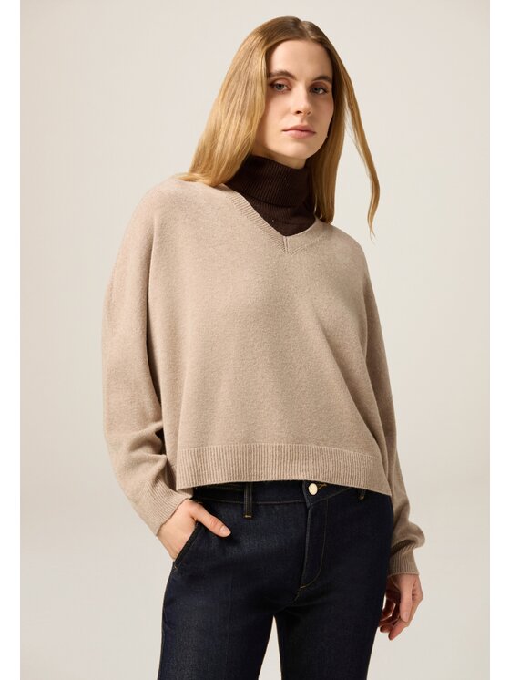 Oltre Oltre Maglione M186E002209N012 Crema Regular Fit