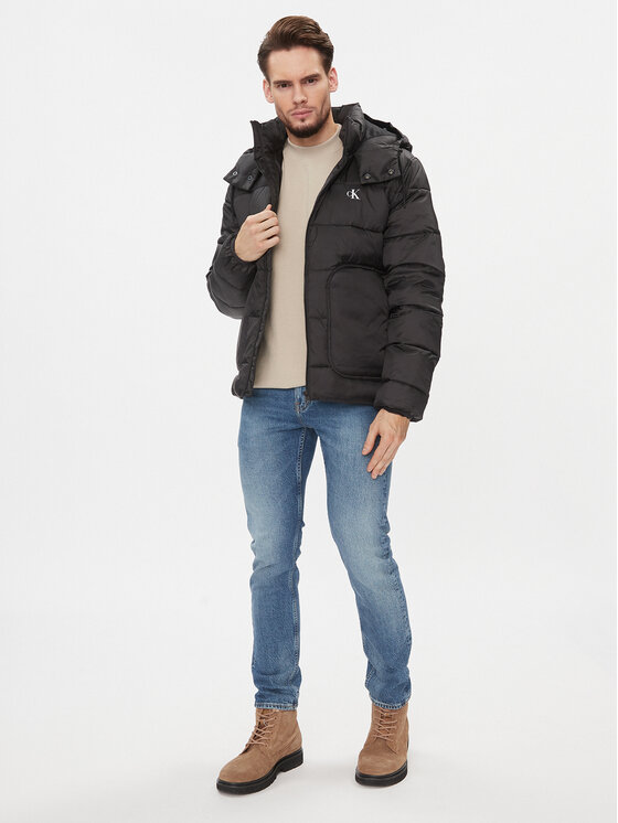 Calvin Klein Jeans Calvin Klein Jeans Žieminė striukė J30J324330 Juoda Regular Fit