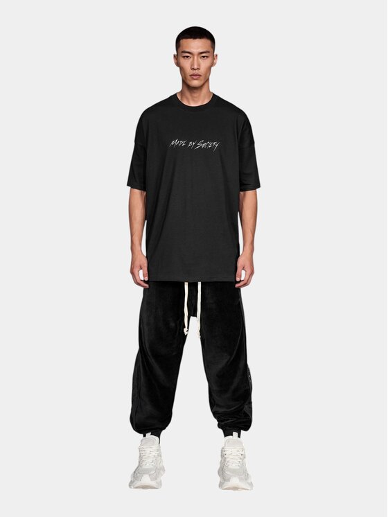 MADE BY SOCIETY MADE BY SOCIETY T-Shirt Outlaw - T18034 Czarny Basic Fit
