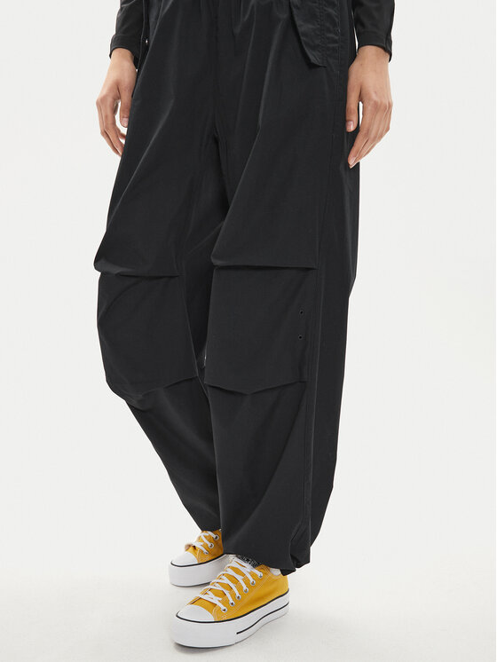 Converse Converse Παντελόνι υφασμάτινο W Parachute Pant 10026399-A01 Μαύρο Loose Fit
