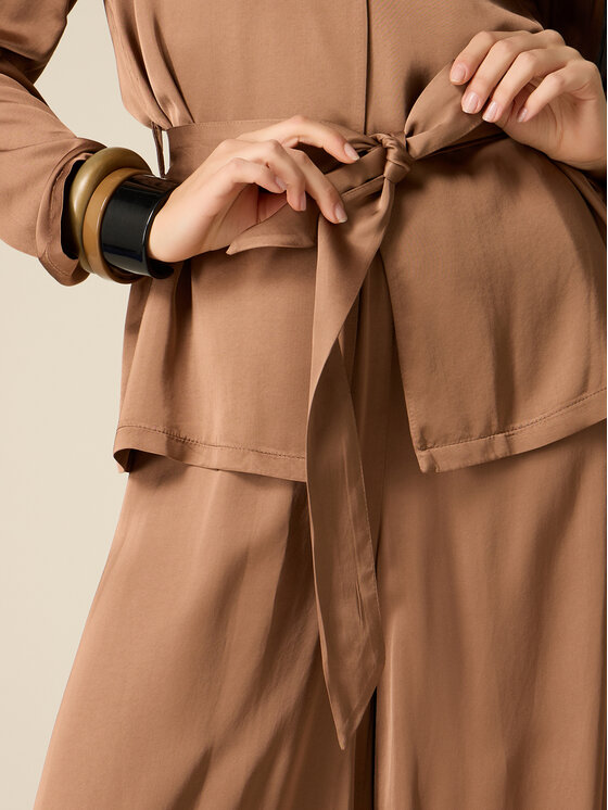 Oltre Oltre Giacca di transizione R044R002356N012 Marrone Regular Fit