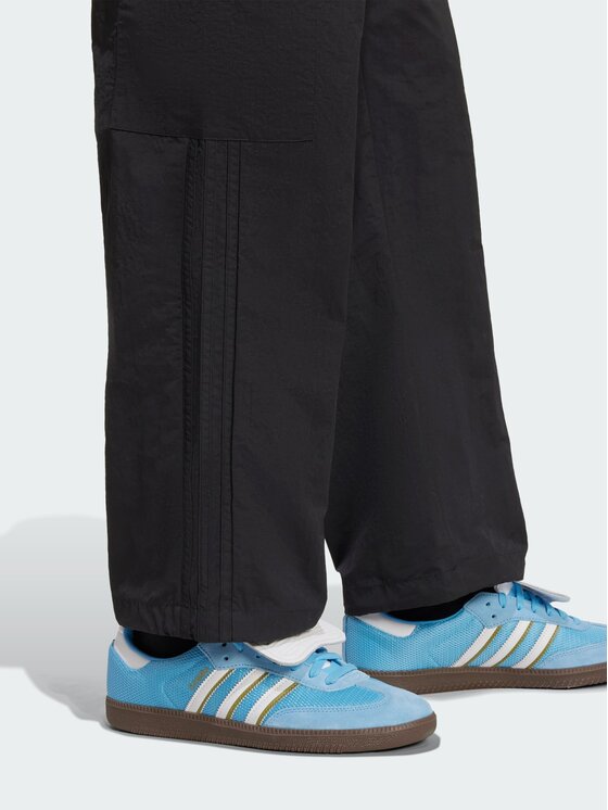 adidas adidas Spodnie cargo Adicolor Classics 3 - Stripes Czarny Loose Fit