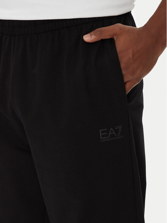 EA7 Emporio Armani EA7 Emporio Armani Tepláková souprava 7M000235 AF13512 UC001 Černá Regular Fit