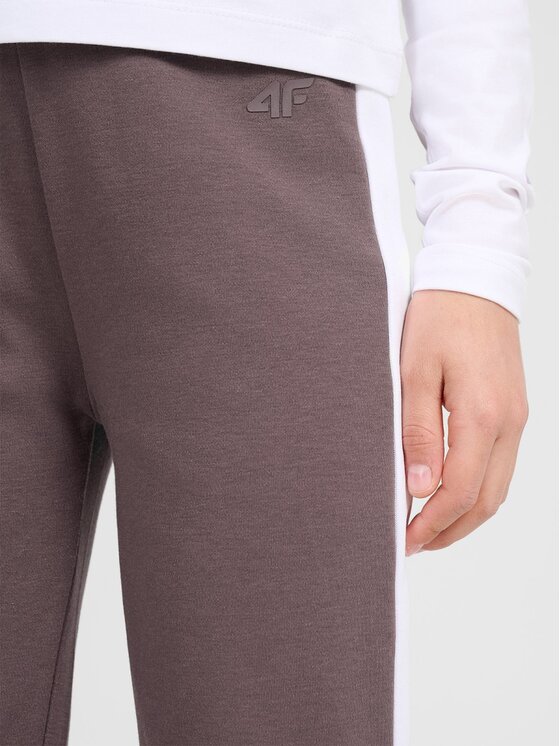 4F 4F Παντελόνι φόρμας 4FJRAW25TTROF1599-51S Μωβ Authentic Slim Fit