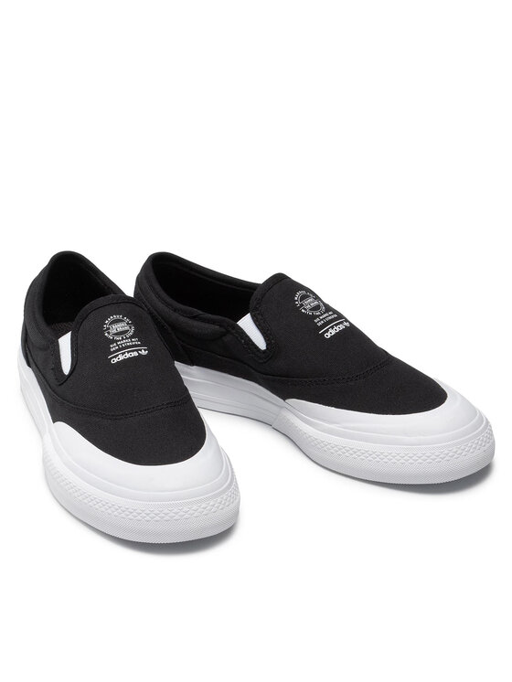 slip on adidas skate shoes