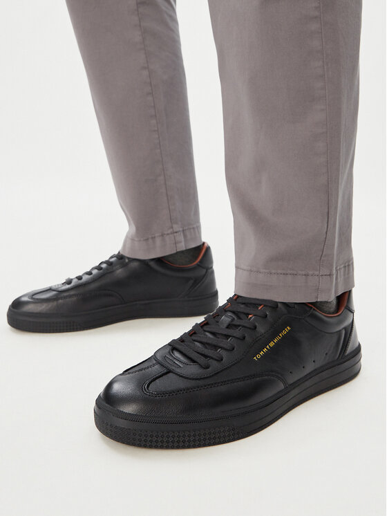 Tommy Hilfiger Superge Th Lo Lux Lth Sneaker FM0FM05996 Črna