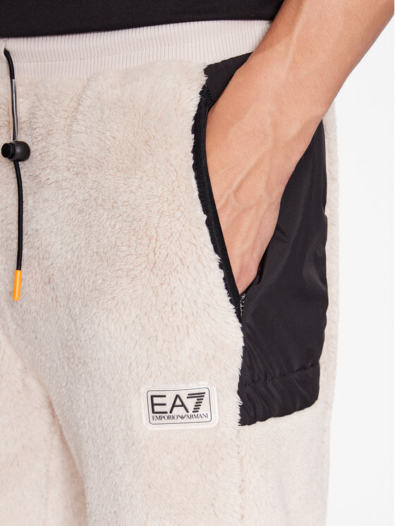 EA7 Emporio Armani EA7 Emporio Armani Donji dio trenerke 6RPP82 PJSFZ 1716 Srebrna Regular Fit