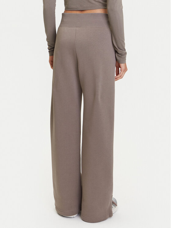 Nike Nike Pantaloni da tuta Phoenix DQ5615 Marrone Regular Fit