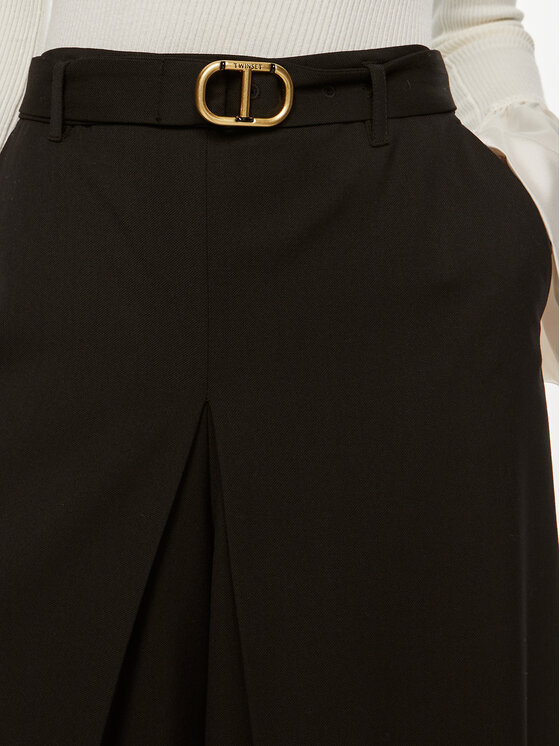 TWINSET TWINSET Кюлоти 242TP2162 Чорний Loose Fit