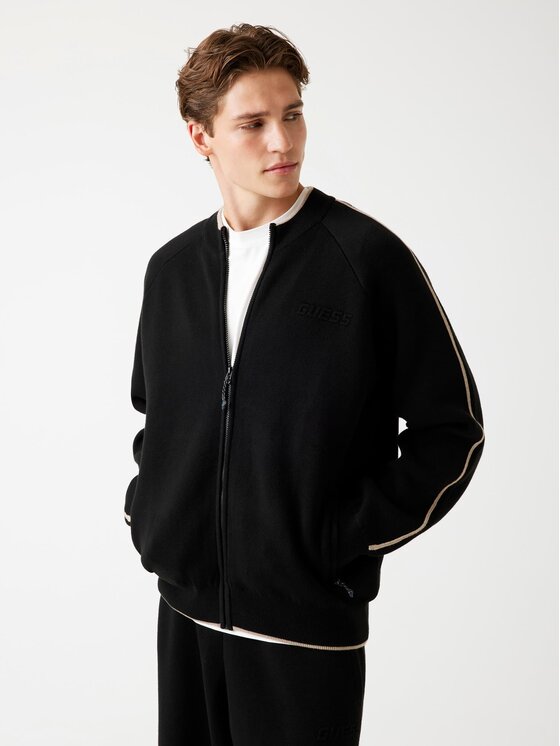 Guess Guess Mikina 179301 Černá Classic Fit