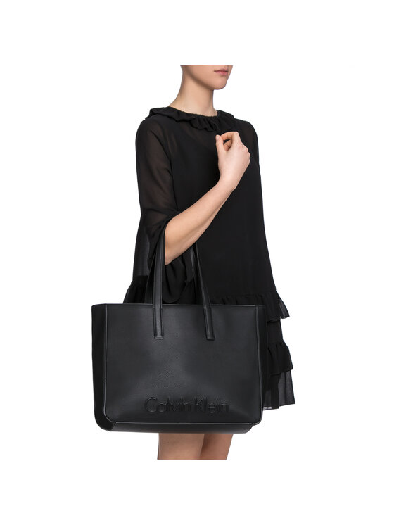 Calvin klein edged shop shopper