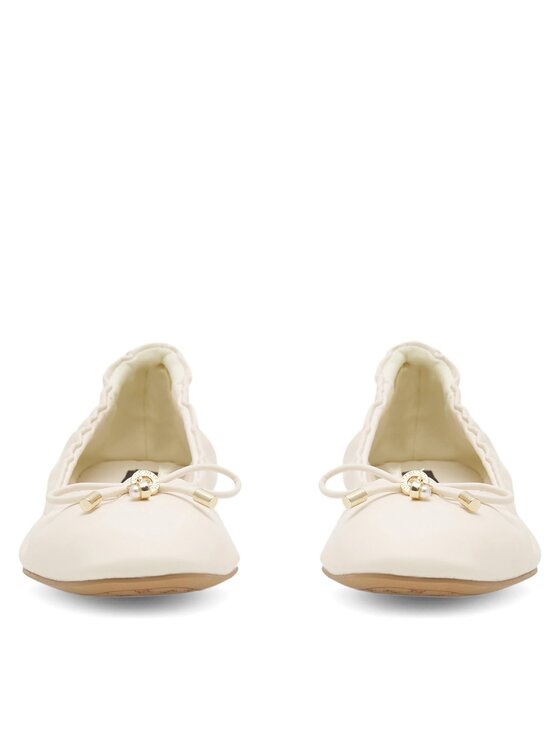Nine West Nine West Μπαλαρίνες WFA2617-1 Εκρού