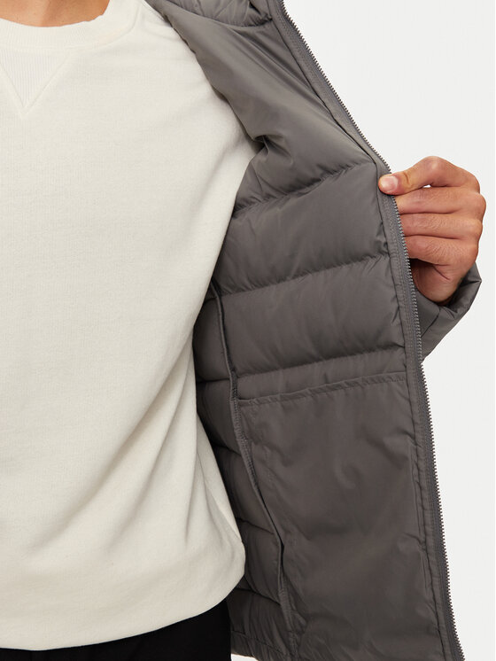 The North Face The North Face Pernata jakna Aconcaqua NF0A84I1 Siva Regular Fit