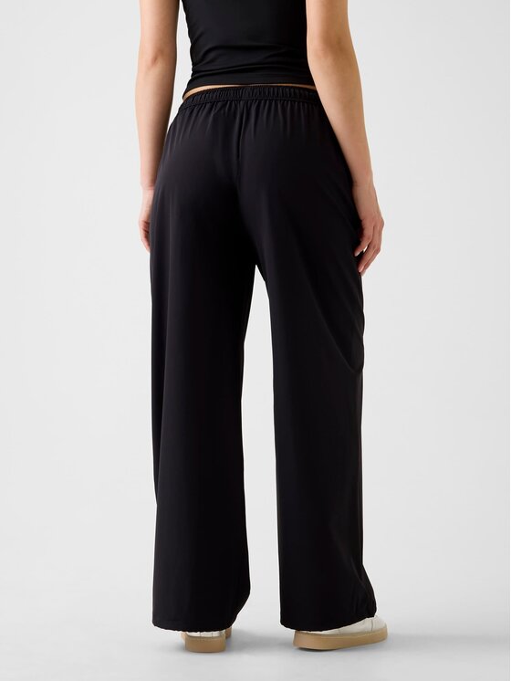 Guess Guess Kalhoty z materiálu 180776 Černá Classic Fit