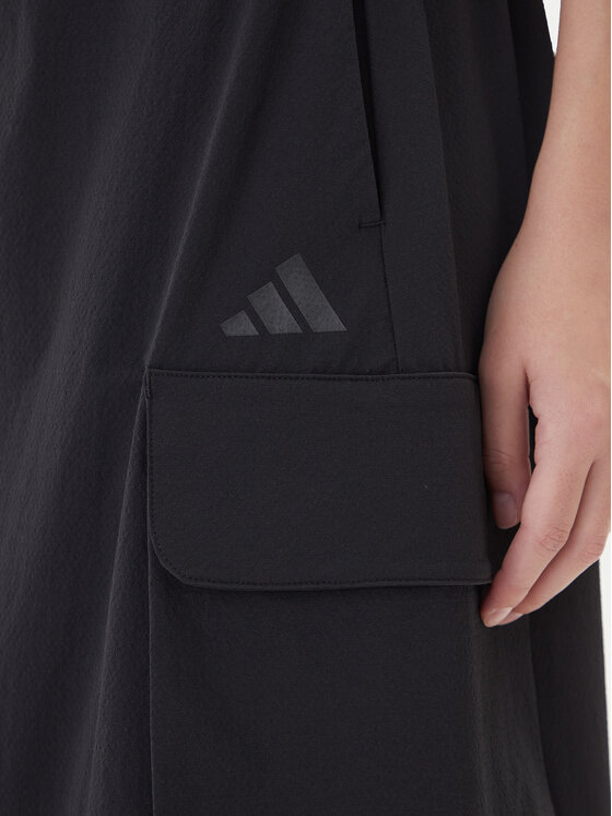 adidas adidas Спідниця трапеція City Tech JM8438 Чорний Regular Fit