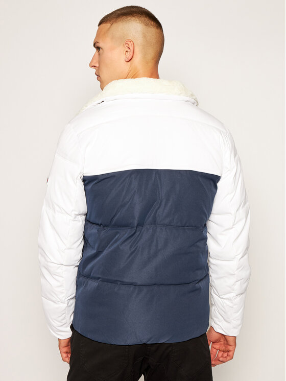 Tommy Jeans Vatovana bunda Tjm Colorblock DM0DM08753 Barevna Regular Fit Modivo.cz