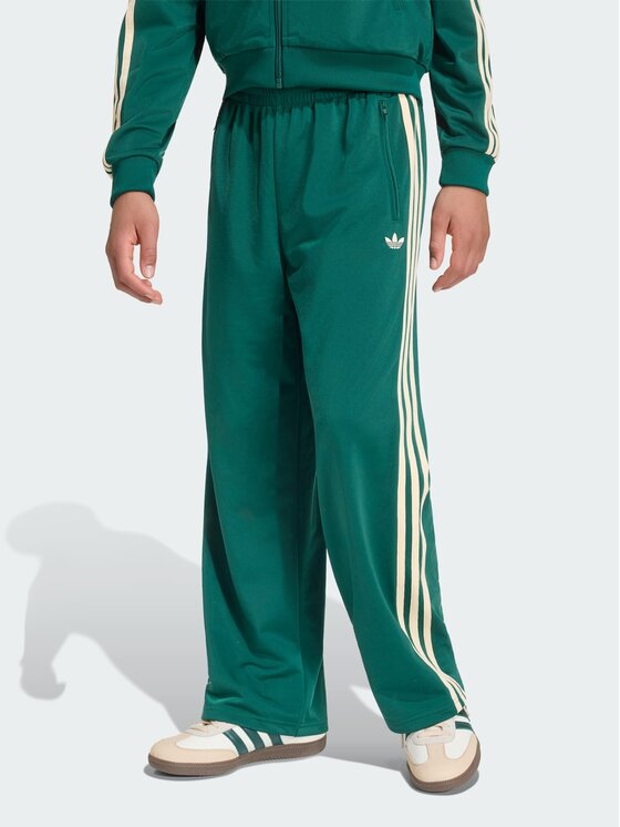 adidas adidas Παντελόνι φόρμας Firebird Loose Tracksuit HZ6656 Πράσινο Relaxed Fit