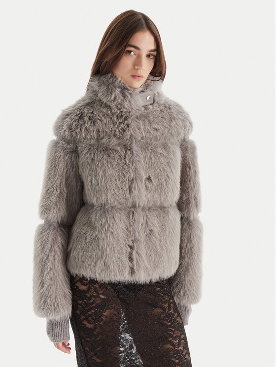 Patrizia Pepe Patrizia Pepe Kožešina 2O0174 E077 S746 Šedá Regular Fit