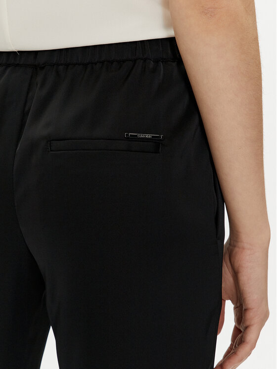 Calvin Klein Calvin Klein Hlače K20K206662 Crna Regular Fit
