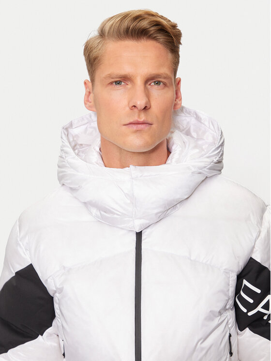 EA7 Emporio Armani EA7 Emporio Armani Пухено яке 6DPB33 PNEOZ 1100 Бял Regular Fit