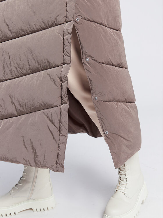 Calvin Klein Calvin Klein Žieminė striukė Modern K20K205127 Ruda Regular Fit