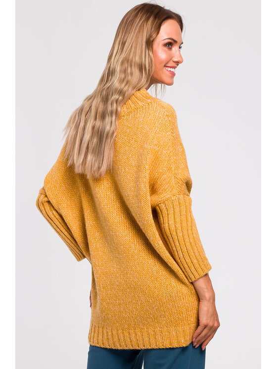 Made of Emotion Made of Emotion Sweter M470 Żółty Casual Fit