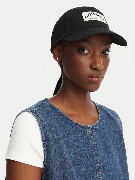 Calvin Klein Calvin Klein Шапка с козирка LV04D5103G Черен