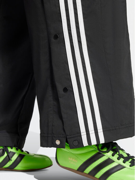 adidas adidas Melegítő alsó adicolor Adibreak JD0857 Fekete Loose Fit