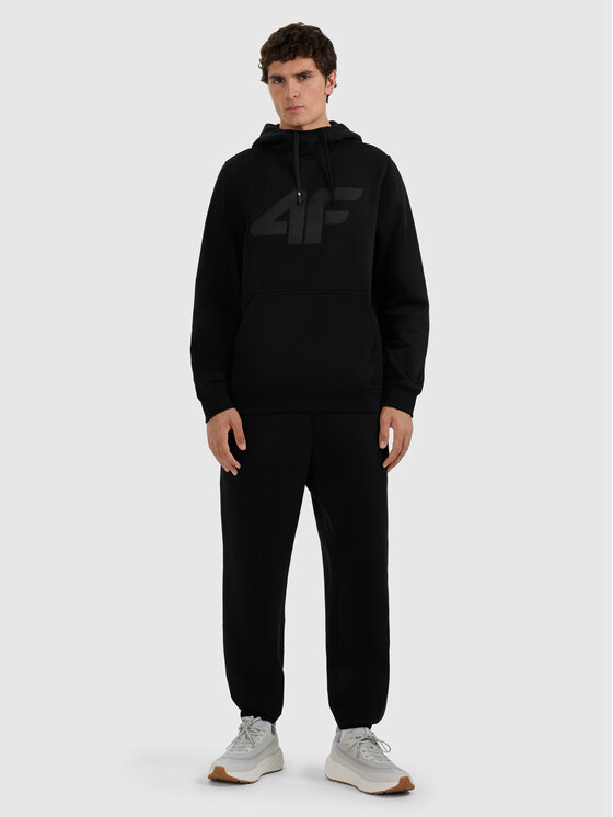 4F 4F Spodnie dresowe NOS Czarny Regular Fit