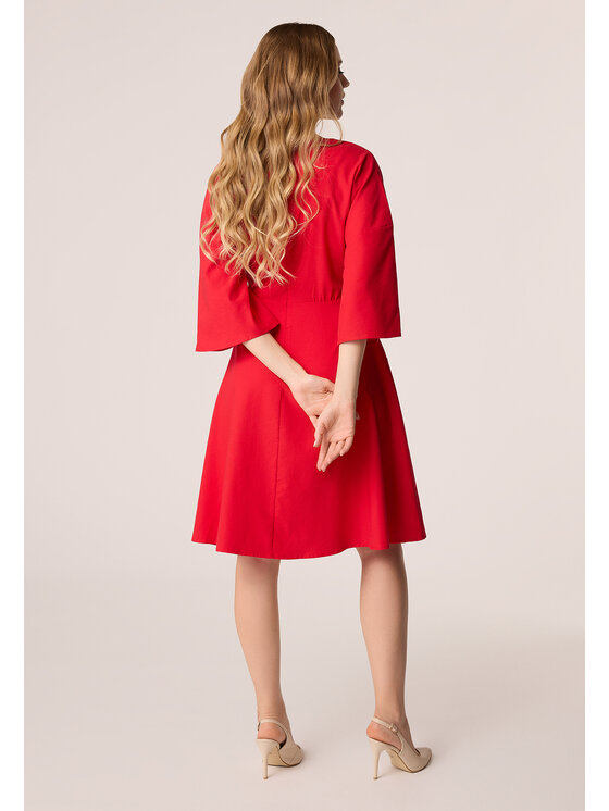 QUIOSQUE QUIOSQUE Sukienka letnia Quiosque 4UF010601 Czerwony Regular Fit