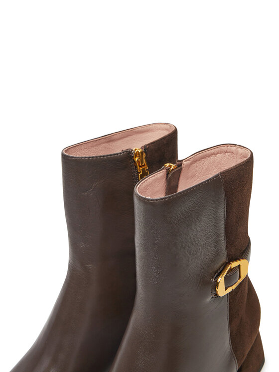Coccinelle Coccinelle Stiefeletten Coccinellechara E4 RLI 11 02 01 Braun
