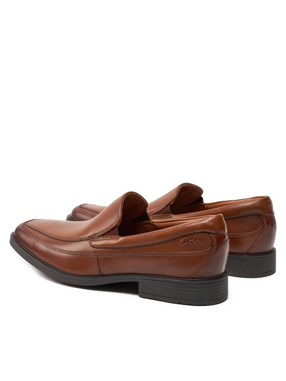 Clarks Clarks Nizki čevlji Tilden Free 261300987 Rjava