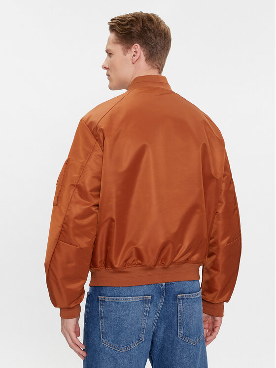 Calvin Klein Calvin Klein Bomber jakna Sateen Hero Bomber K10K109907 Rjava Regular Fit
